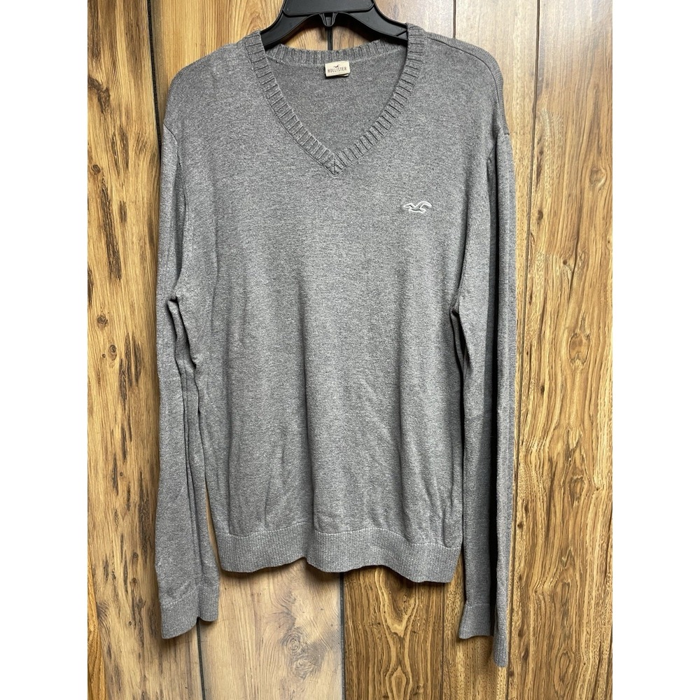 Hollister Mens Long Sleeve V-Neck Sweater Size XL Light Grey Seagull Logo Preppy